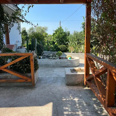 Saimir Villa Polisi i Vogel