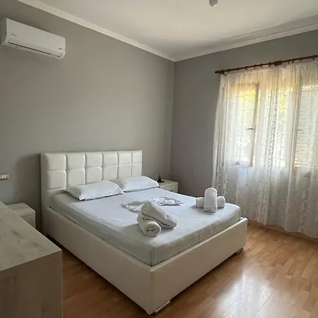Villa Saimir *